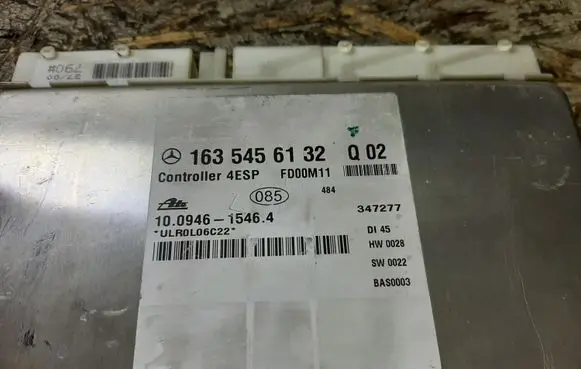 Mercedes-Benz ML W163 ESP (stability system) control unit 1635456132 347277