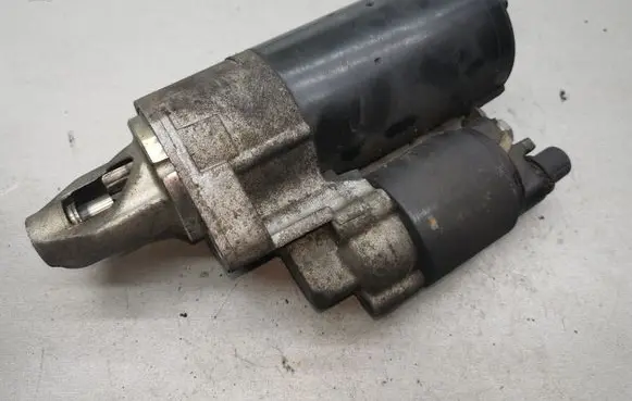 Mercedes-Benz C W203 Starter motor 0001108197
