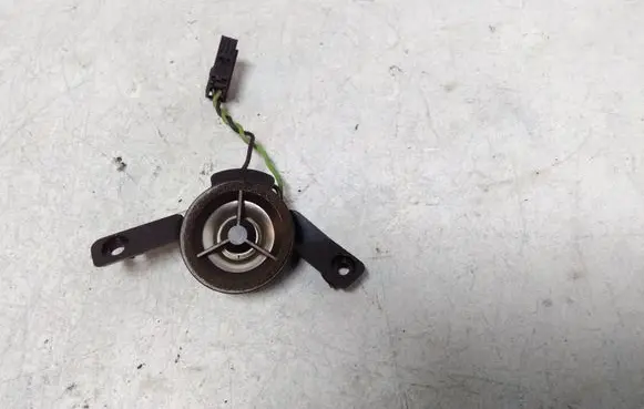 Hyundai Santa Fe Front door high frequency speaker 93525601