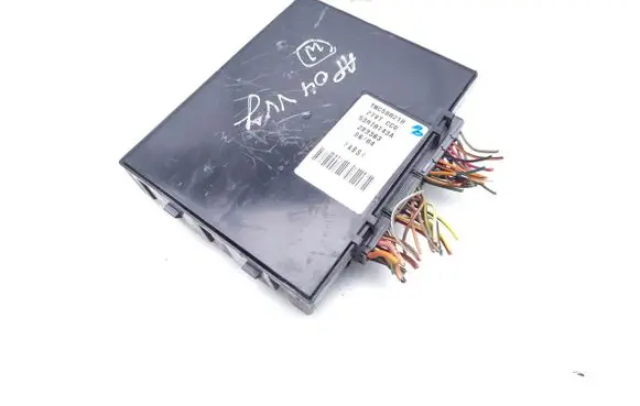 Land Rover Freelander Central body control module YWC500210 53070143A