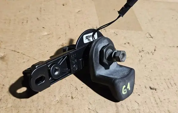 BMW 5 E60 E61 Rear window wiper mechanism 7209167