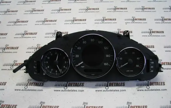 Mercedes-Benz CLS C219 Speedometer (instrument cluster) A2195403811