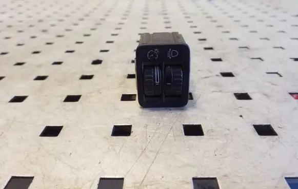 Headlight level height control switch