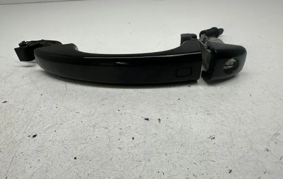 Audi A5 8T 8F Front door exterior handle 8T0837205A LZ9Y