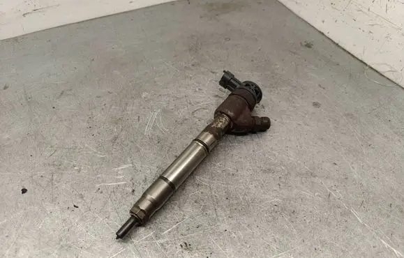 KIA Ceed Fuel injector 0445110589