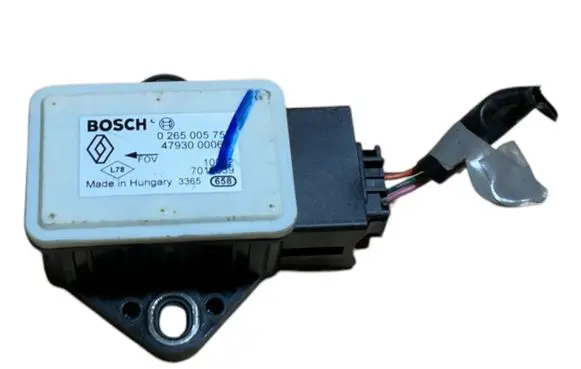 Nissan Qashqai ESP acceleration yaw rate sensor 479300006R 0265005757