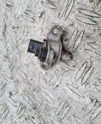 Volvo V40 Crankshaft position sensor 31441271