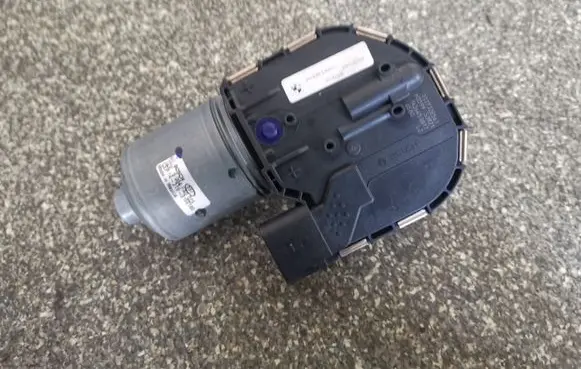 BMW X4 F26 Wiper motor 1137328561 3397021702