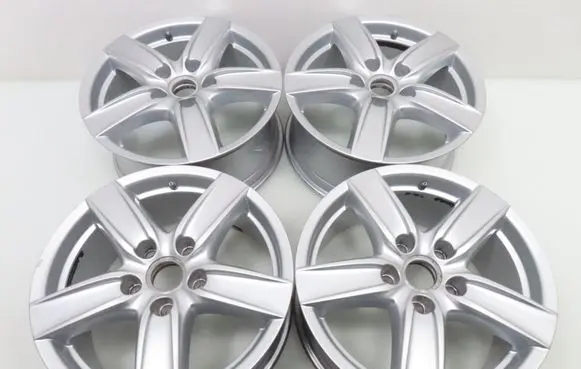 Porsche Cayenne (9Y0 9Y3) R17 alloy rim 7P5601025D