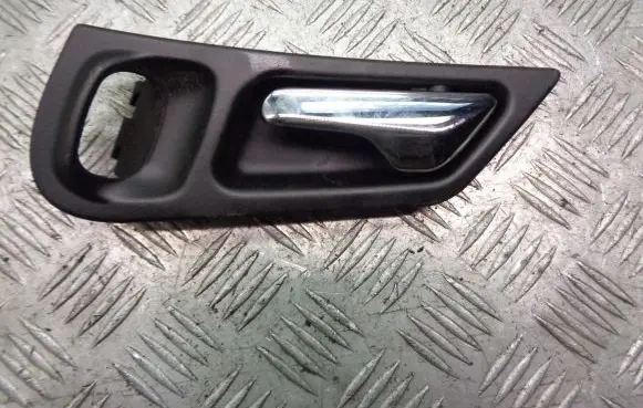 Mercedes-Benz Vito Viano W638 Rear door interior handle trim 