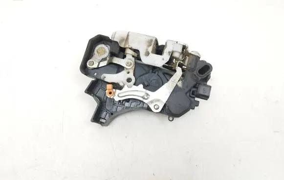 Mitsubishi Colt Front door lock 