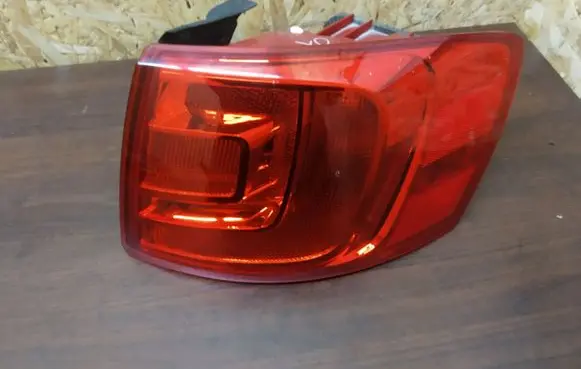Volkswagen Jetta VI Rear/tail lights