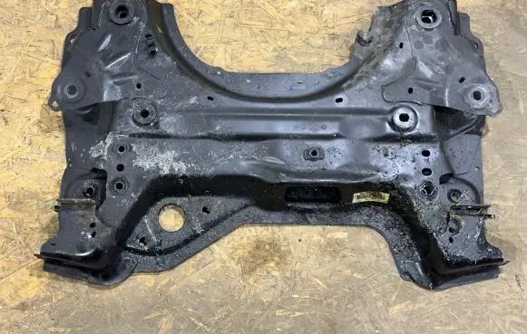 Peugeot 308 Front subframe