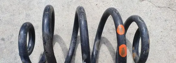 Nissan Leaf I (ZE0) Rear coil spring