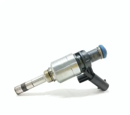 Audi A3 S3 8P Fuel injector 06H906036B