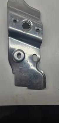 Ford Mustang VI Fender mounting bracket M291C