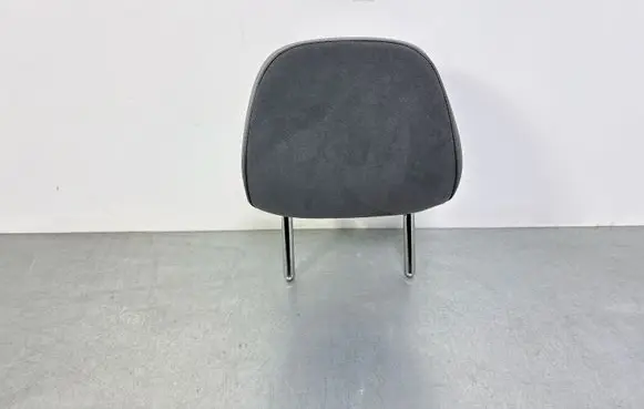 Volkswagen PASSAT B9 Rear seat headrest 