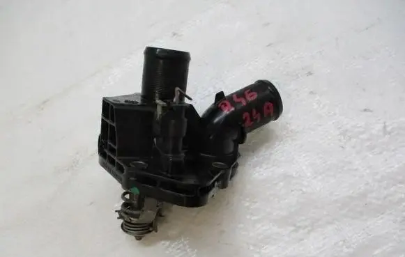 Citroen C3 Aircross Thermostat housing 9811034680