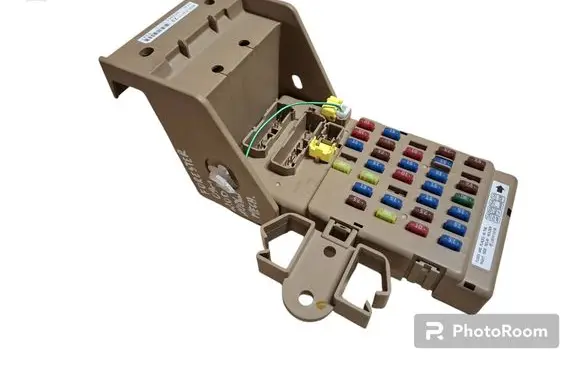Subaru Forester SH Fuse module 82201FG010