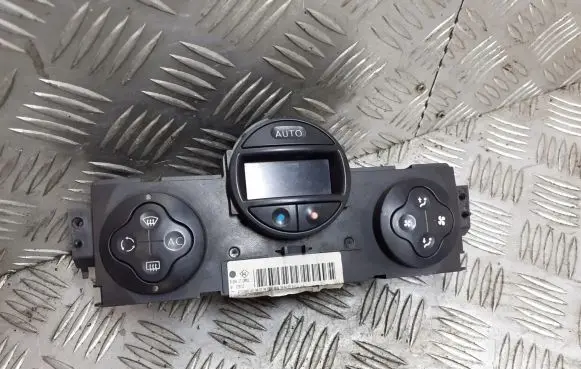 Renault Megane II Interior fan control switch 8200312940
