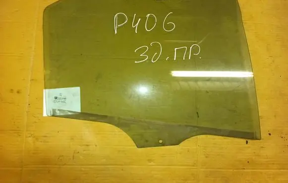 Peugeot 406 Rear door window glass