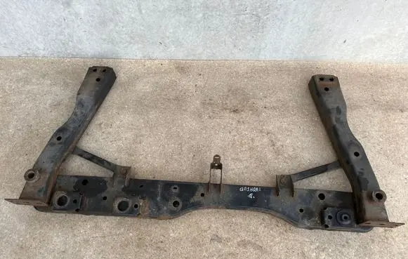 Nissan Qashqai Front subframe
