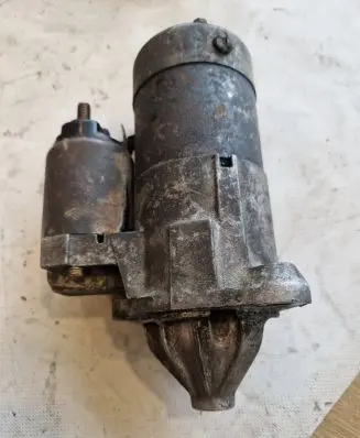 Mitsubishi Pajero Starter motor
