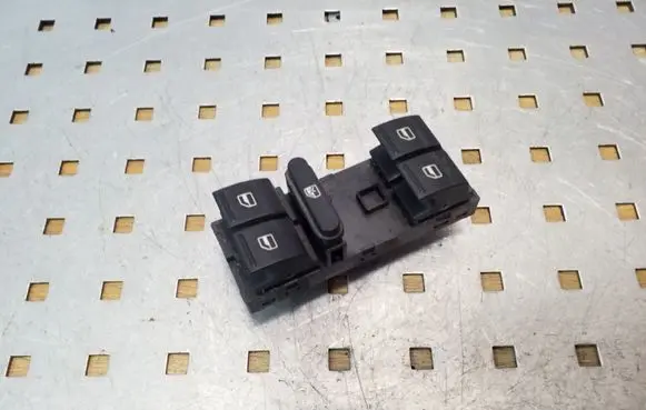 Volkswagen Touran I Electric window control switch 1K4959857B