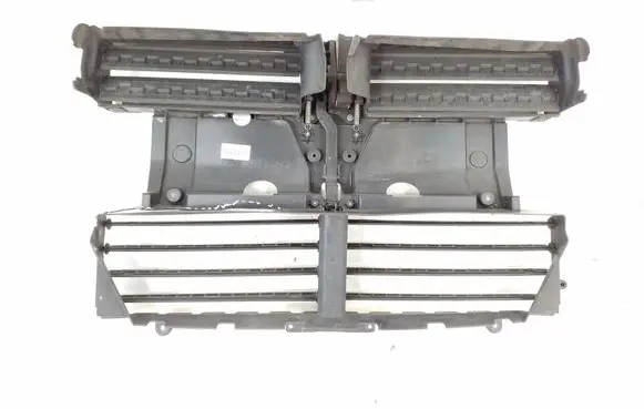 BMW 2 F45 Intercooler air channel guide 8094562