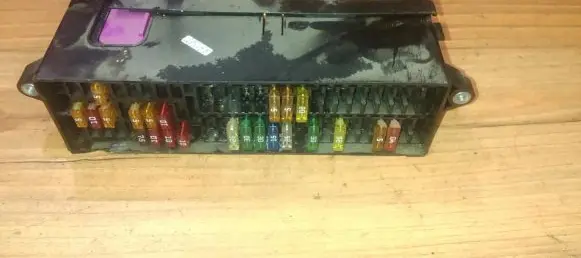 Volkswagen Golf V Fuse box set 054912022600