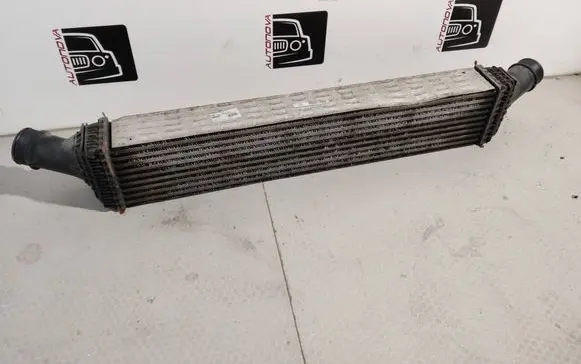 Audi A4 S4 B8 8K Intercooler radiator 8K0145805E L0779002
