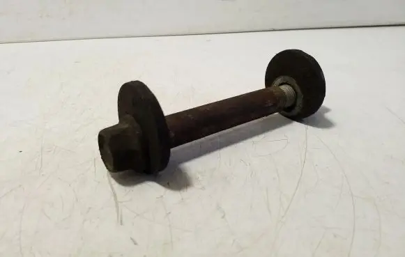 Mitsubishi Pajero Rear suspension camber bolt 