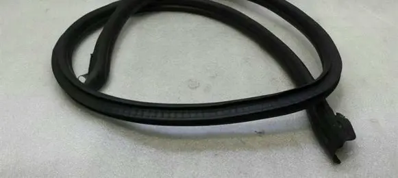 Porsche Boxster 987 Rubber seal front coupe door 98753707503