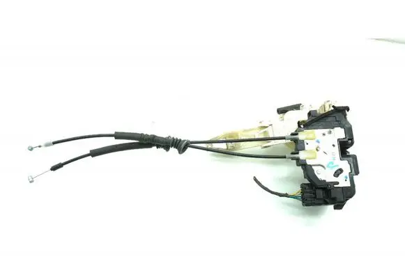 Hyundai i30 Front door lock 813202L030