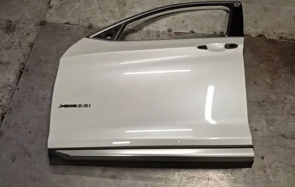BMW X4 F26 Front door 7364789