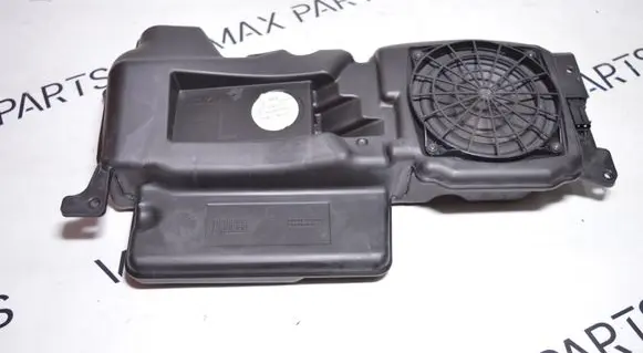Porsche 911 996 Front door speaker 996645011
