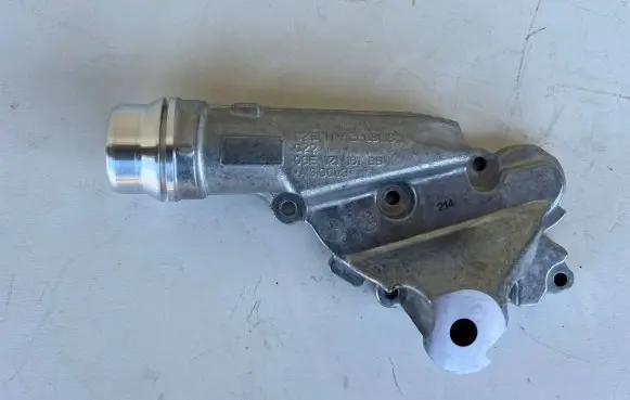 Thermostat/thermostat housing