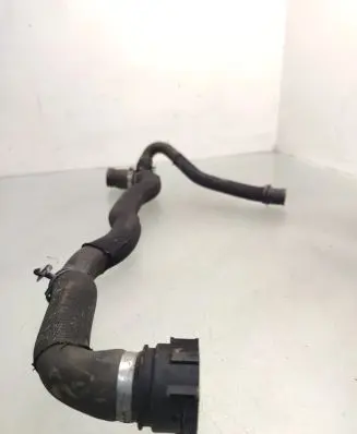 Mini Cooper Countryman R60 Engine coolant pipe/hose 17129802104 9802104 64219802831
