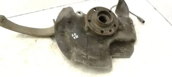 Alfa Romeo 159 Front wheel hub spindle knuckle