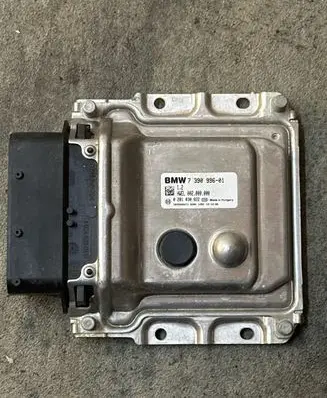 BMW X5 F15 Adblue control unit 7390996 002000000 0281030822