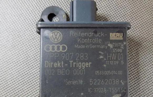 Volkswagen Touareg II Tire pressure sensor 7PP907283
