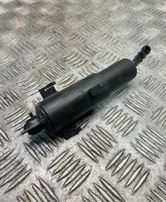 BMW X5 E70 Headlight washer spray nozzle 7173851
