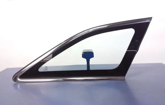 KIA Ceed Rear side window