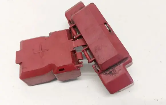 Renault Kadjar Positive cable (battery)