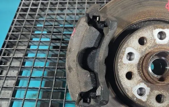 Skoda Octavia Mk3 (5E) Front brake caliper IMPRK1456375
