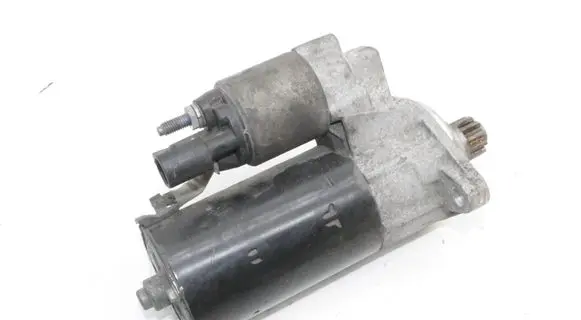 Volkswagen PASSAT CC Starter motor 02E911024A