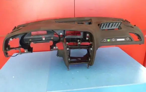 Audi A4 S4 B8 8K Dashboard