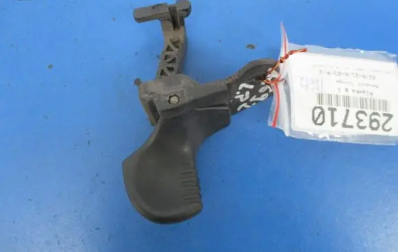 Renault Twingo I Front door exterior handle