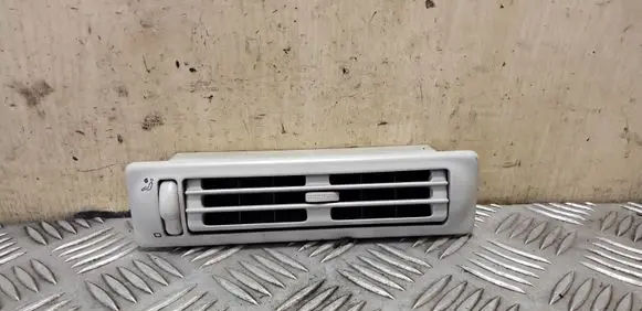 Volkswagen Transporter - Caravelle T4 Air vent grill in roof 7D0820953