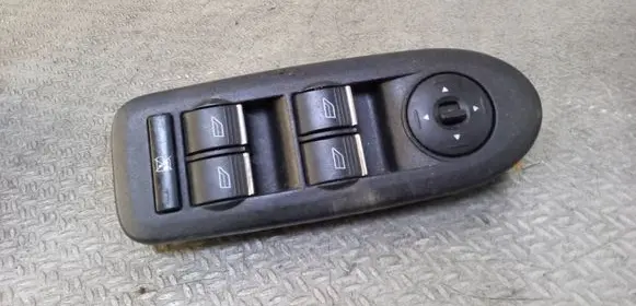 Ford Kuga I Electric window control switch 8M5T14A132AB